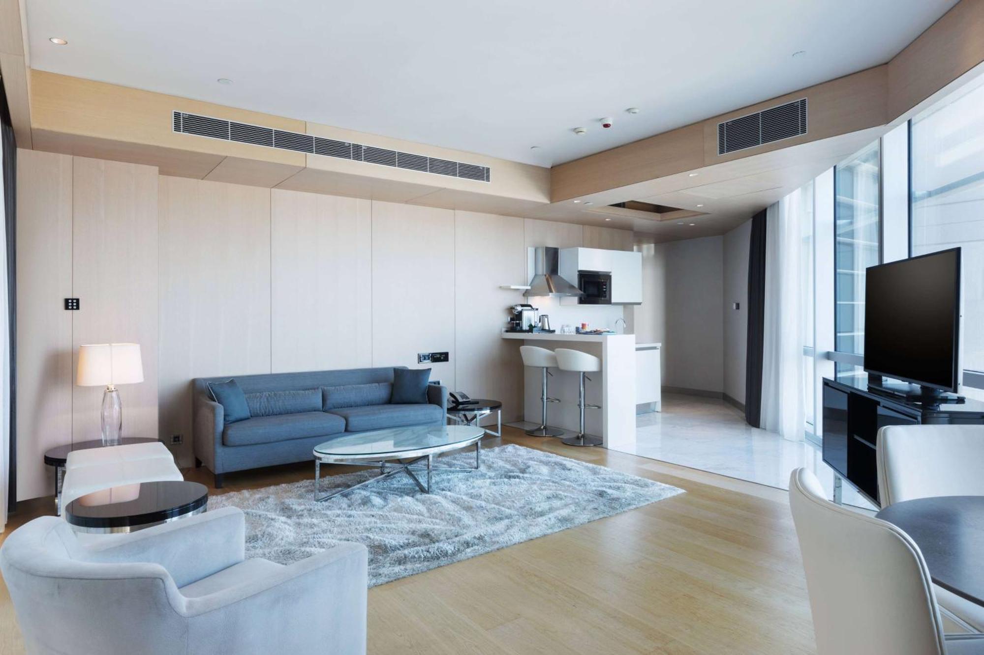 Wyndham Grand Istanbul Levent Hotel & Conference Center Exterior foto A typical apartment
