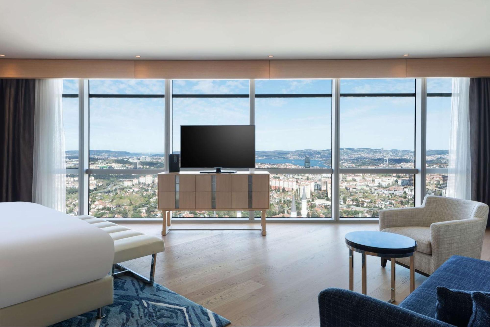 Wyndham Grand Istanbul Levent Hotel & Conference Center Exterior foto A room at the hotel